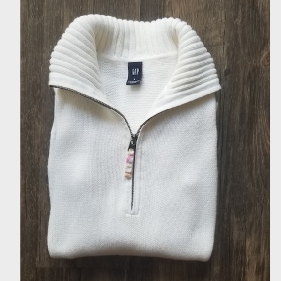 GAP Sweaters - Vintage Gap Sweater